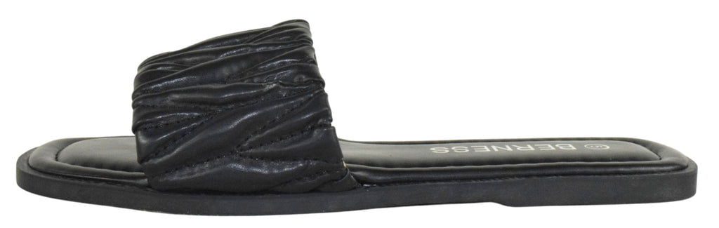 SAANVI Black Berness