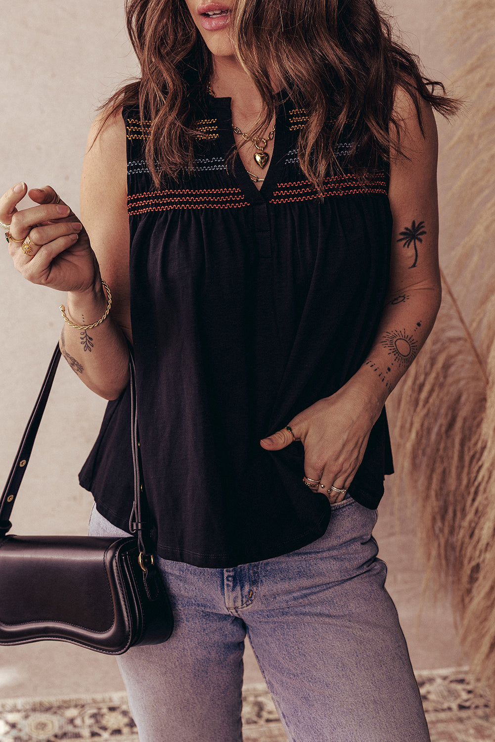 Black Colorful Shirred Yoke Notched V Neck Tank Top