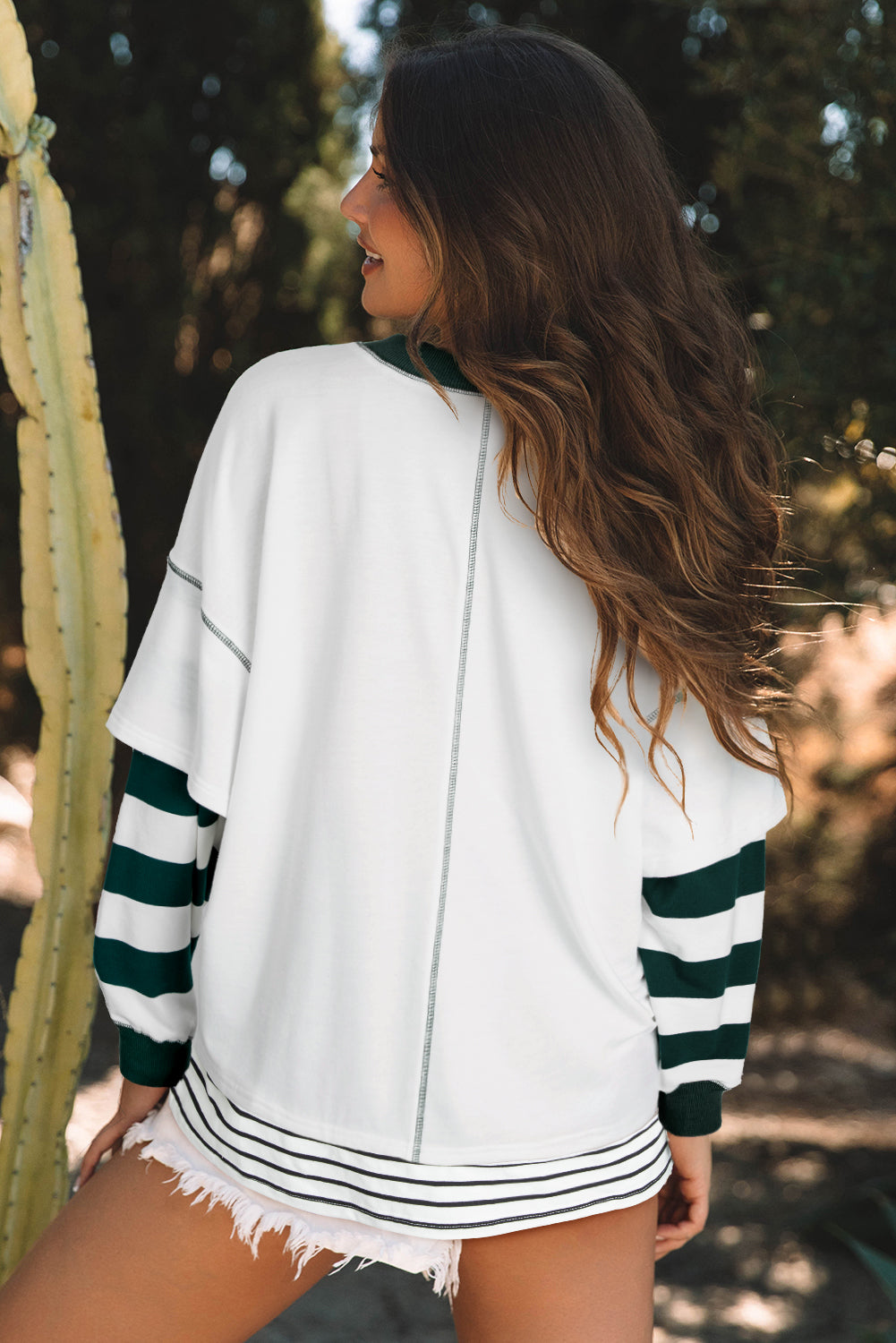White Stripe Bowknot Patched Pattern Contrast Stitching Pullover Trendy Sweatshirt